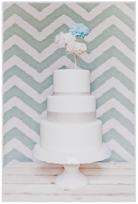 Pon pon in carta velina come cke topper by youco wedding planning perugia